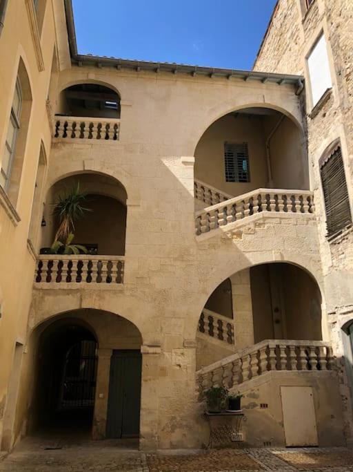 Apartment P2 De Charme - Centre-ville Nimes